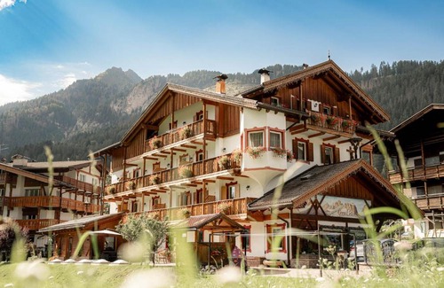 Campitello di Fassa Bed & Breakfast | Garnì Letizia