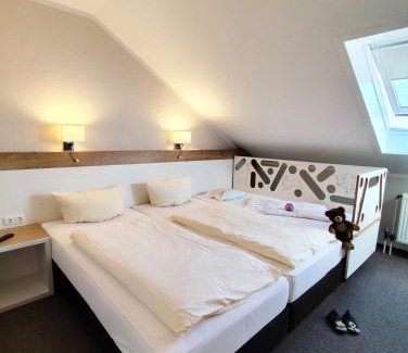 Waldeck Hotel | Garni Hotel & Ferienwohnungen Seeschlößchen