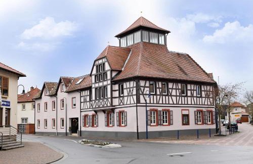 Dudenhofen Hotel | Garni-Hotel Goldenes Lamm