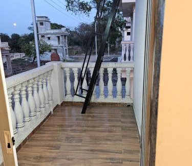 Vada Villa | Garodia Villa