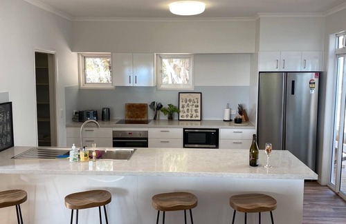 Seventeen Seventy House | Garreembee 1770 House