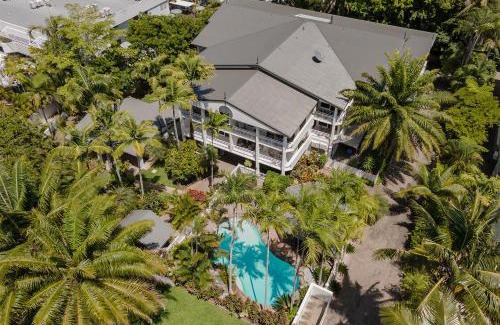 Port Douglas Apartment | Garrick House