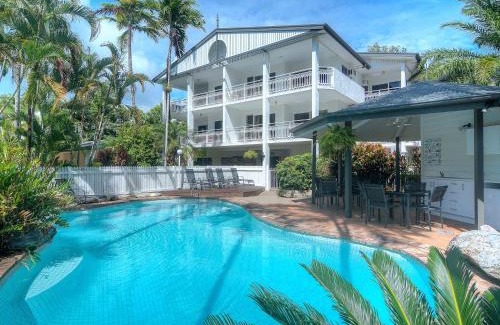 Port Douglas Apartment | Garrick House