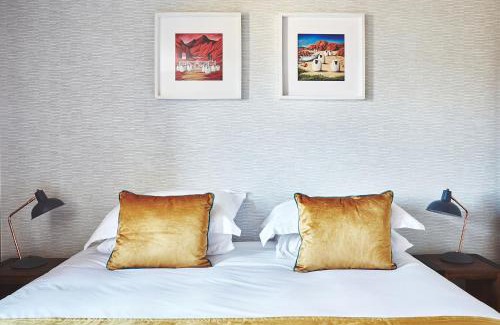 Fort William Apartment | Garrison Apartments