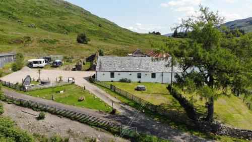 Inversnaid Bed & Breakfast | Garrison Farm