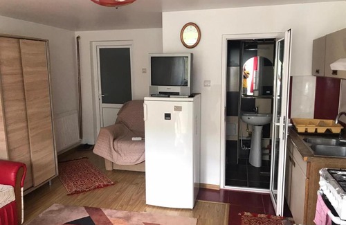 Prajila Apartment | Garsoniera Lazaroiu