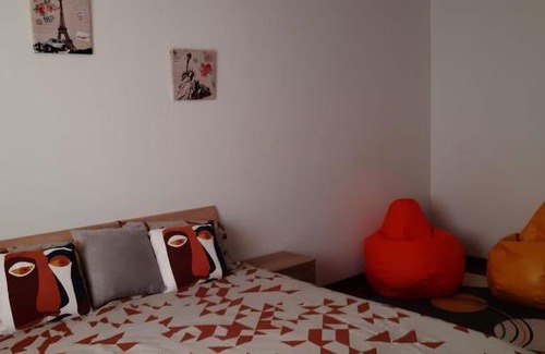 Piatra Neamt Apartment | Garsoniera regim hotelier