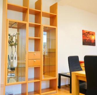 Stadtmitte Apartment | Gartenblick Apartment-Terrasse-Parkplatz- Waschmaschine-Garten