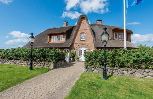 Kampen Apartment | Gartensuite West - Kamin, Sauna, Pool,Garten