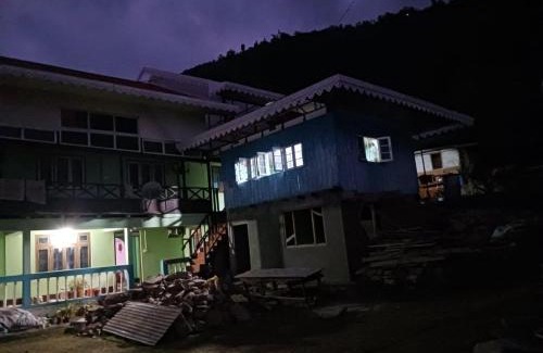 Rishop House | Garza Sherpa HomeStay Near Aritar