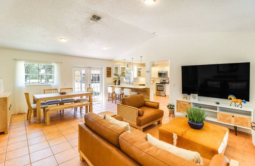 Dunnellon House | Gas Grill & Fire Pit: Peaceful Dunnellon Home!
