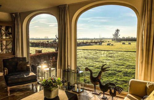 Broechem House | Gastenhuis prachtige Historische Vierkant Hoeve