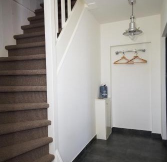Eenigenburg Apartment | Gastenverblijf Eenigenburg