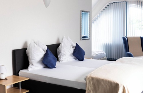 Herxheim am Berg Hotel | Gasthaus Honigsack