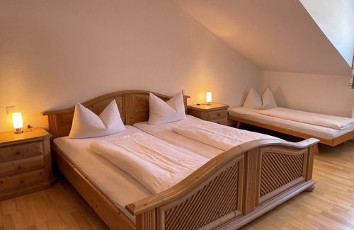 Fischbachau House | Gasthaus Marbach - 10 Doppelzimmer mit Zustellbett