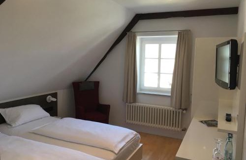 Efringen-Kirchen House | Gasthaus Rebstock Egringen