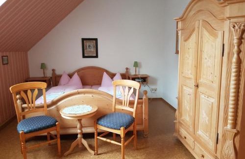 Spechtsbrunn Hotel | Gasthaus und Hotel Peterhänsel