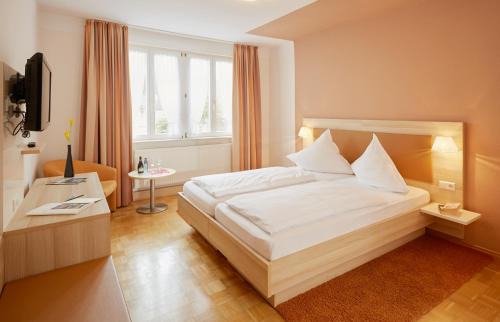 Braeunlingen Hotel | Gasthaus Weinstube Wehinger