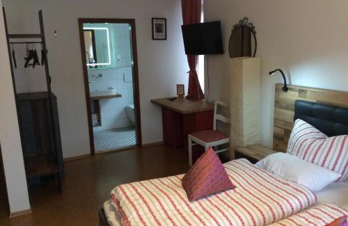 Fischerbach House | Gasthaus zum Engel