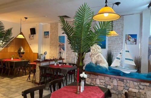 Bischofsheim an der Rhon Hotel | Gasthof Rhönlust zentrum