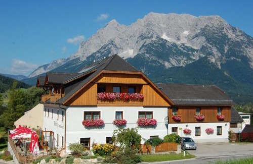 Falkenburg Hotel | Gasthof Grabenwirt