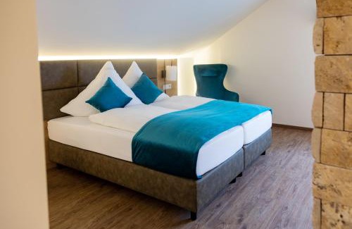 Adelschlag Hotel | Gasthof Krone Ochsenfeld