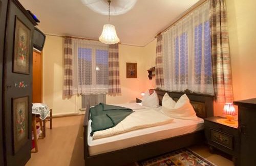 Gloednitz House | Gasthof-Pension Hochsteiner