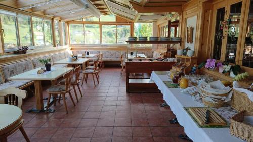 Russbach am Pass Gschuett Bed & Breakfast | Gasthof Schönblick Rußbach