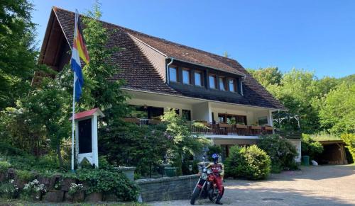 Winkhausen Bed & Breakfast | Gasthof Walhalja