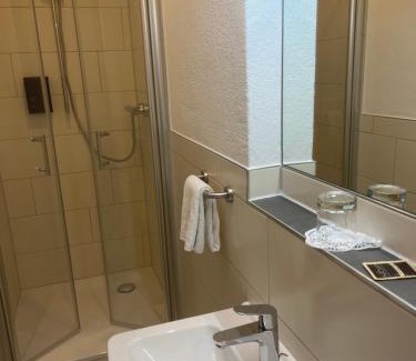 Ense Hotel | Gasthof Wulf