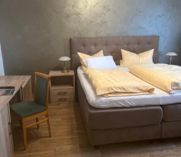 Ense Hotel | Gasthof Wulf