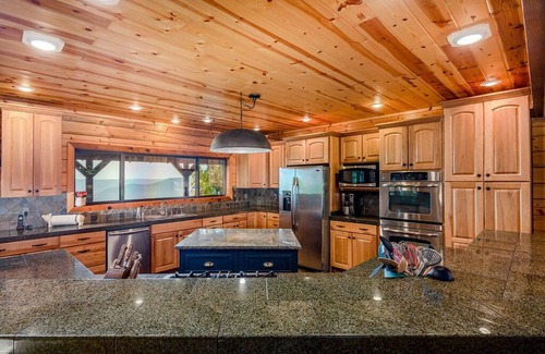 Vendor House | Gaston’s View! #Changeyourview
