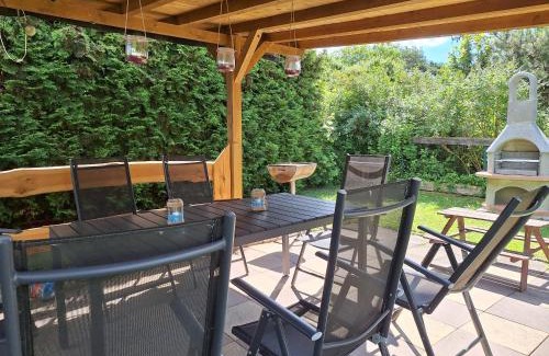 Beuna Apartment | Gaststätte und Pension Zur Schiene