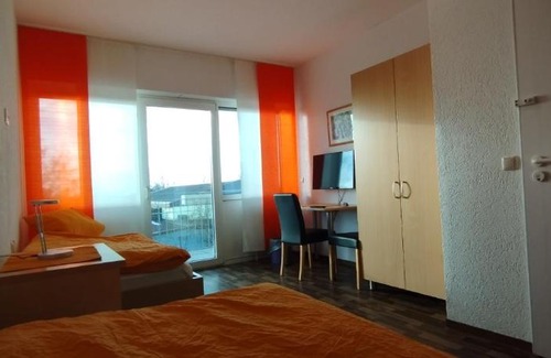 Pfungstadt Apartment | Gaststätte Zur Tribüne