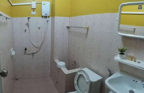 Nai Muang Hotel | GATE 14 Inn