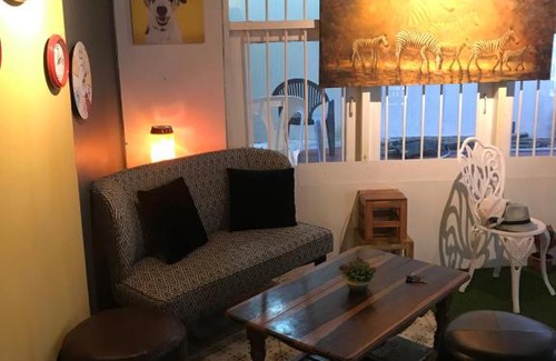 Nai Muang Hotel | GATE 14 Inn