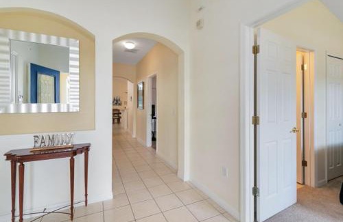 Highgate Park Villa | Gated 4 bed with Pool and Spa close to Disney villa
