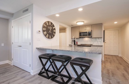 Sawgrass Condo | Gated community, private beach access, renovated condo!