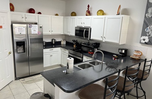 Haines City House | Gated Community. Luxury Home 5 Bedrooms/Pool/Spa/Games Room & Den.