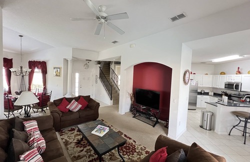 Haines City House | Gated Community. Luxury Home 5 Bedrooms/Pool/Spa/Games Room & Den.