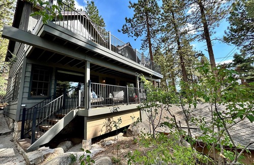 Elk Point House | Gated Community, walk to Private Beach, Hot Tub, BBQ (EP439)