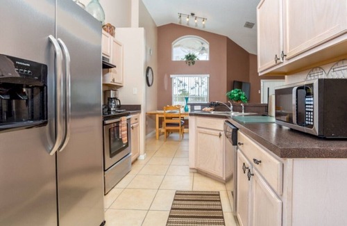Westridge House | Gated Community Westridge! 4 bedrooms, 3 bathrooms and private pool. Free WIFI