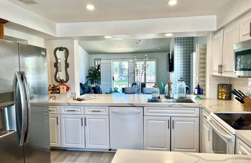 Palm Desert House | Gated Country Club Pool Villa/Acrisure Arena/Tennis & Golf !