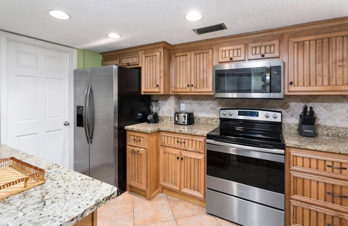 Saint Simons Island Condo | Gated Oceanfront complex with pool!