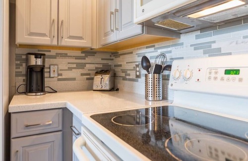Fox Crossing House | Gated Ocotillo Townhouse, heated pool & spa, BBQ