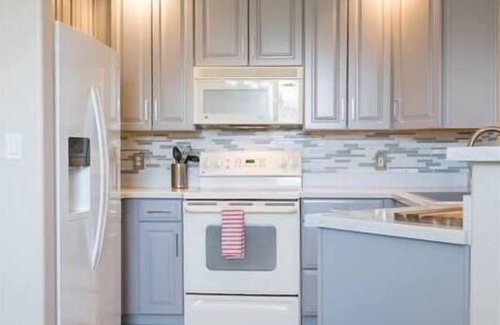 Fox Crossing House | Gated Ocotillo Townhouse, heated pool & spa, BBQ