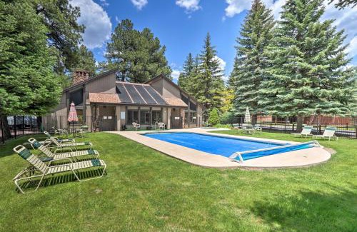 Pinetop House | Gated Resort, Pool and Spa Townhome in Pinetop!