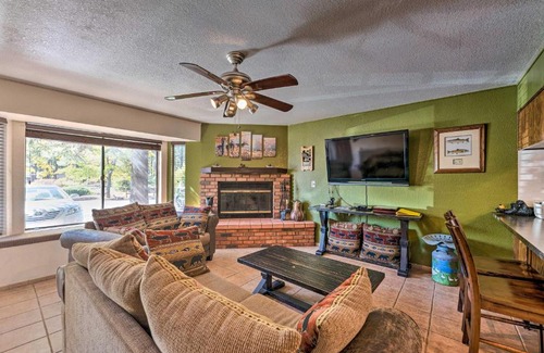 Pinetop House | Gated Resort, Pool and Spa Townhome in Pinetop!