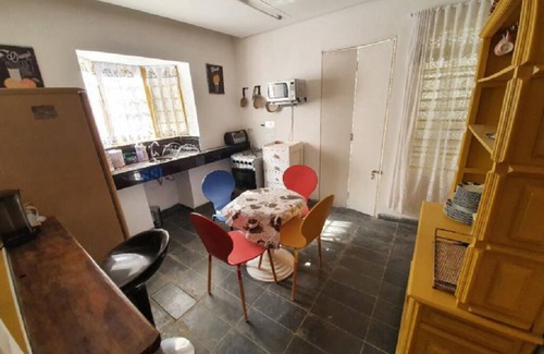 Pinheiros House | Gated town house in Pinheiros