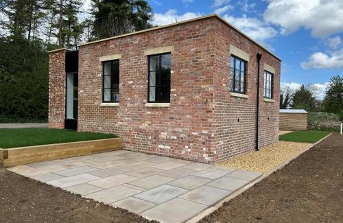 Limpley Stoke House | Gatehouse